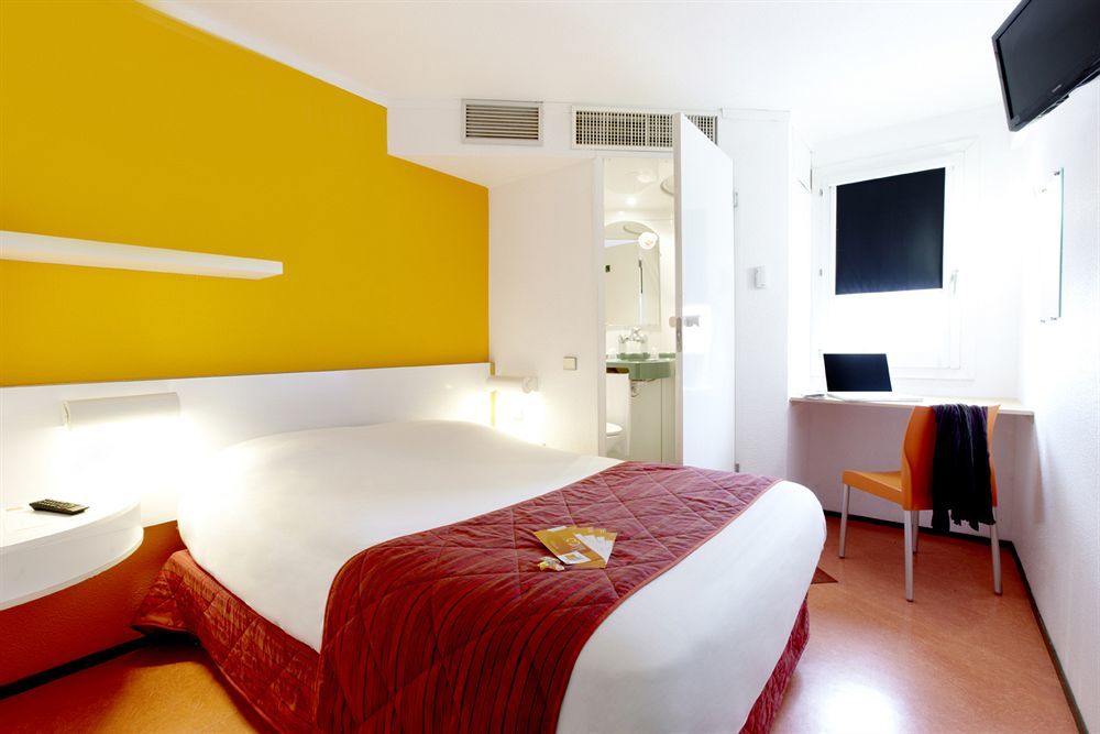 Hotel Eco Relais - Pau Nord Lons Exterior photo